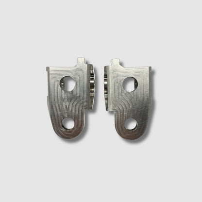 DocWob Titanium Footpeg Hanger Mounts – Honda CRF250 / CRF450 (2016–2025)