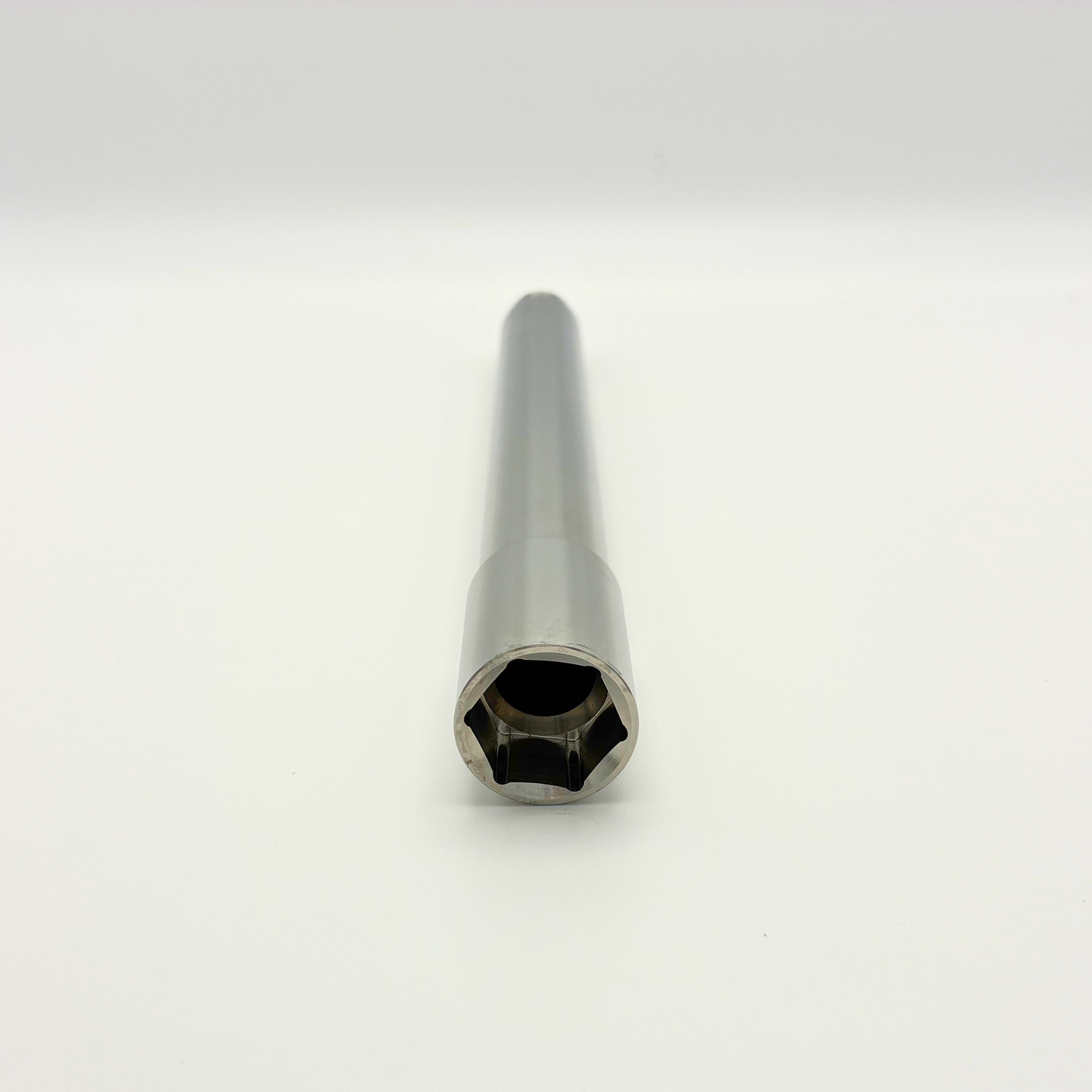 DocWob Titanium Front Axle - Suzuki RMZ250 RMZ450